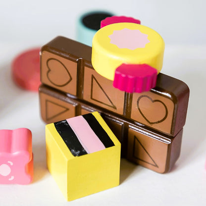 WOODEN TOY - CANDY JAR