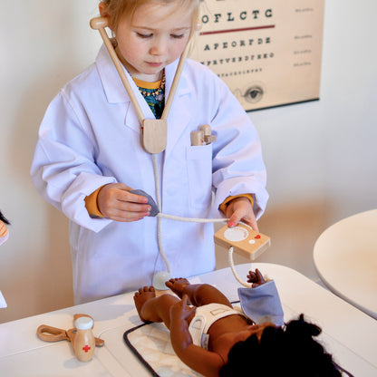 WOODEN TOY -  DOCTOR KIT