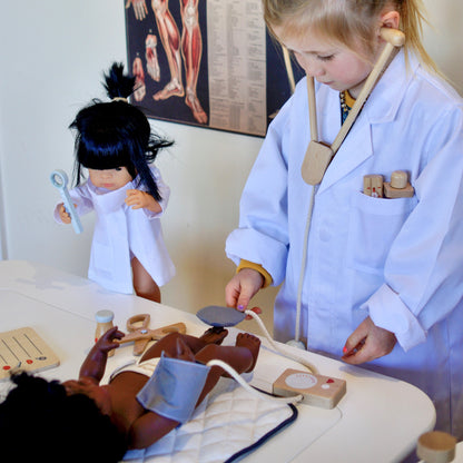 WOODEN TOY -  DOCTOR KIT