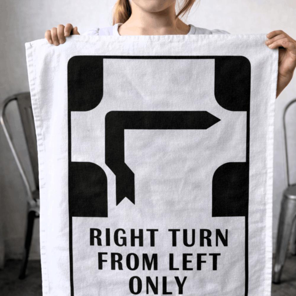 TEA TOWEL - MELBOURNE HOOK TURN