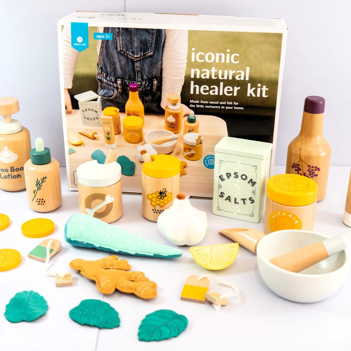 WOODEN TOY - NATURAL HEALER KIT