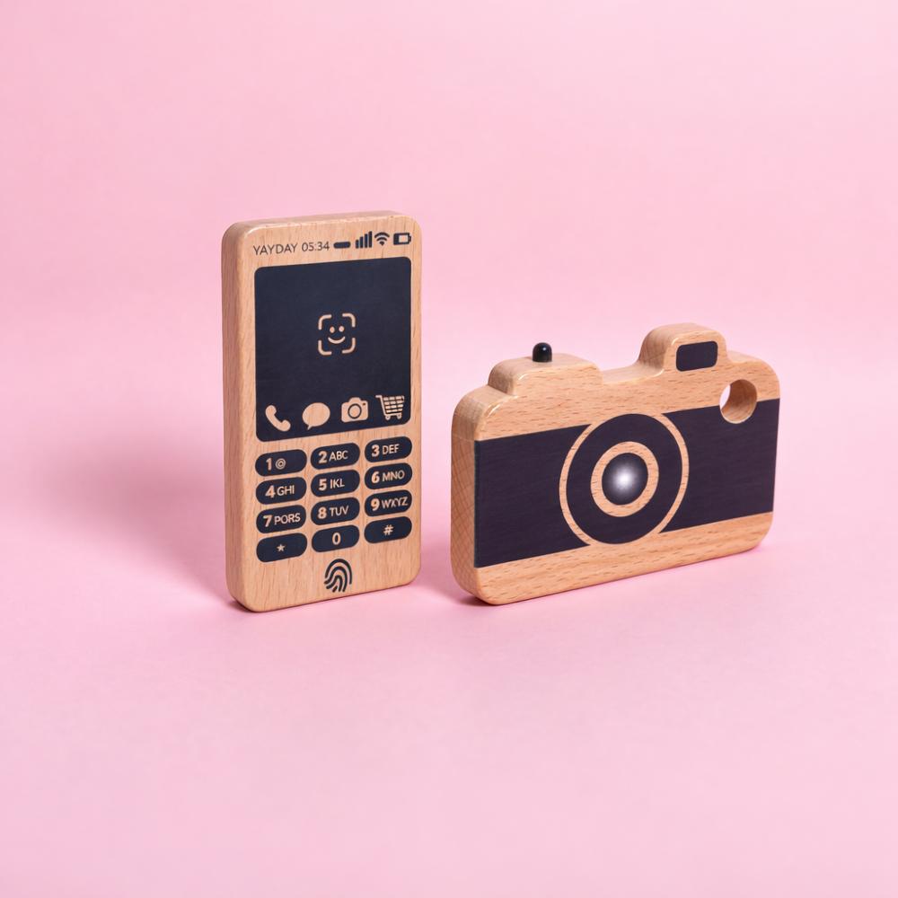 WOODEN TOY -  LOOSE CHANGE PHONE