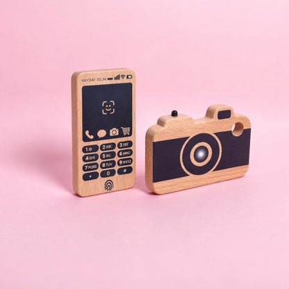 WOODEN TOY -  LOOSE CHANGE PHONE