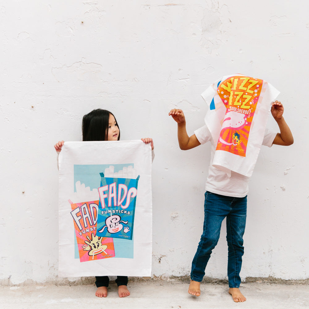 TEA TOWEL - WIZZ FIZZ
